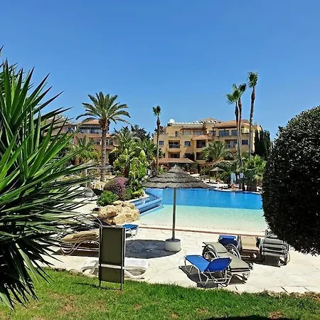 Limnaria Gardens - Spacious And Sunny 1 Bed With Pool Views Paphos