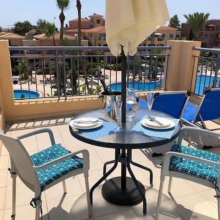 Limnaria Gardens - Spacious And Sunny 1 Bed With Pool Views